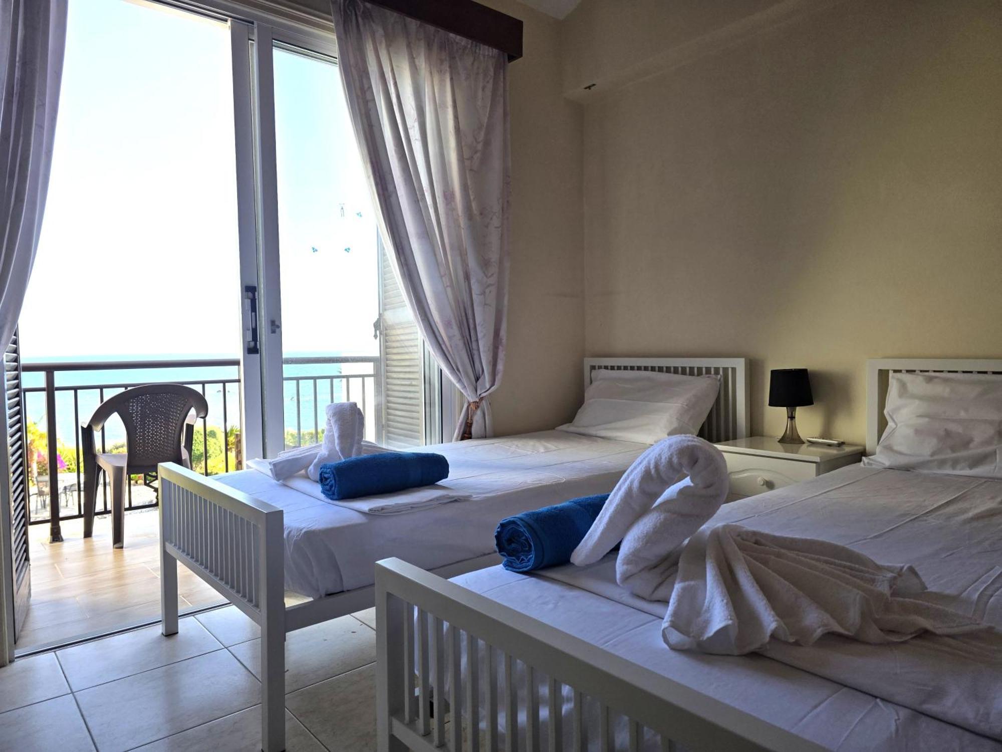H&O Sunrise Villa In Coral Bay! Eksteriør bilde